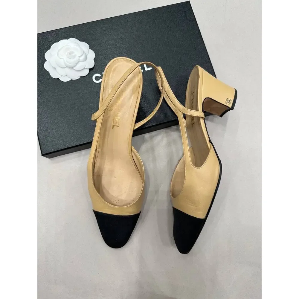 CHANEL Two-Tone Slingback Pumps - EU 42
